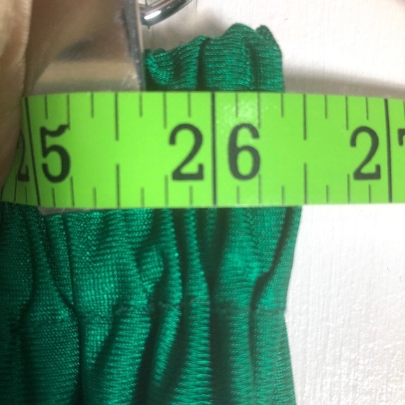 - Womens East Indian 3 Piece Outfit.Green/Red/Silver - Picture 7 of 8